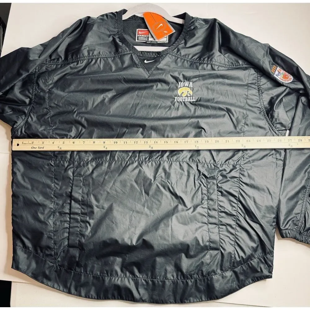 Vtg Nike Iowa‎ Football Windbreaker NEW Men L Center Swoosh Jacket 2003 Bowl Y2K